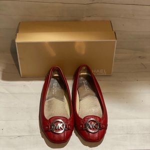 Michael Kors Fulton Moc size 6